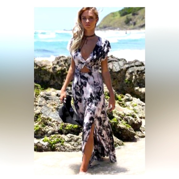 Host pick! Lost in Lunar Size 2 EUC Long Flowy Dress - slits very flattering - Picture 1 of 7
